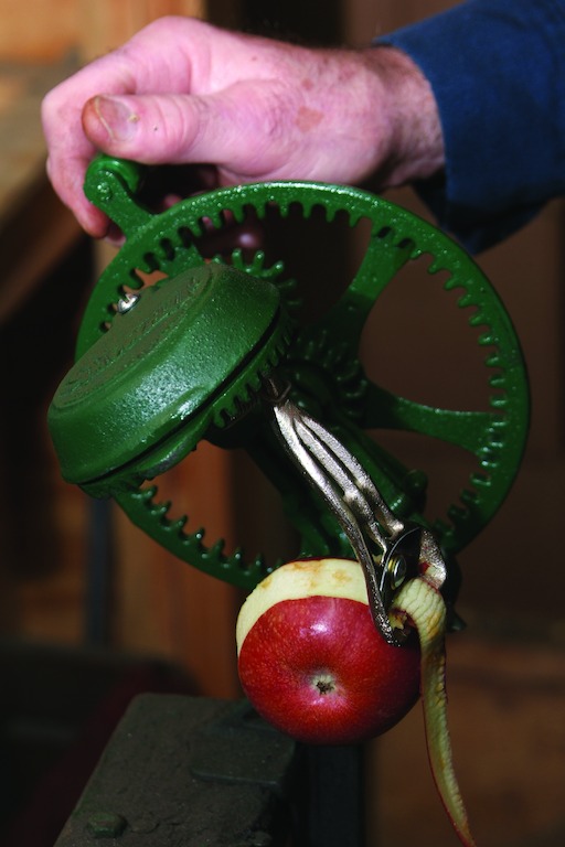 apple peeler eli